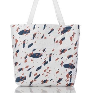 LeMu Beach Tote